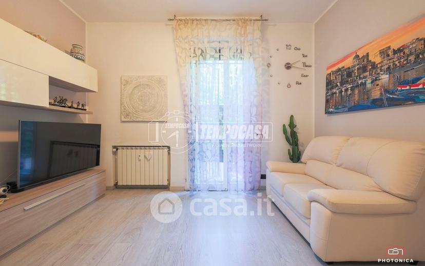 Trilocale in Via Cà Bassa — foto 29 di 34