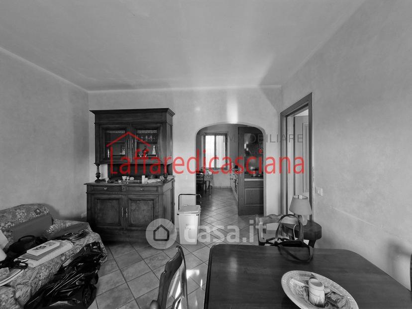 Appartamento in Via Ugo Foscolo — foto 12 di 30