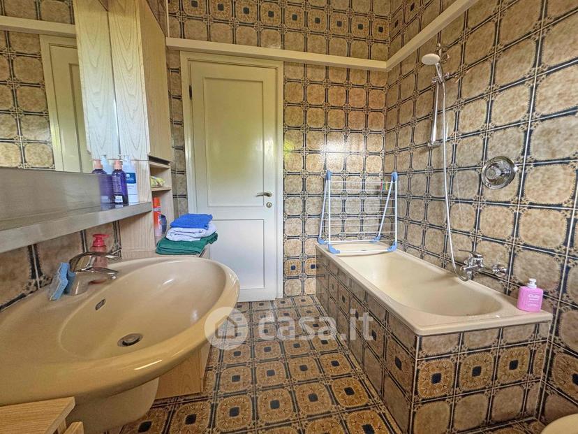 Quadrilocale in Via Tiziano 1 — foto 4 di 35