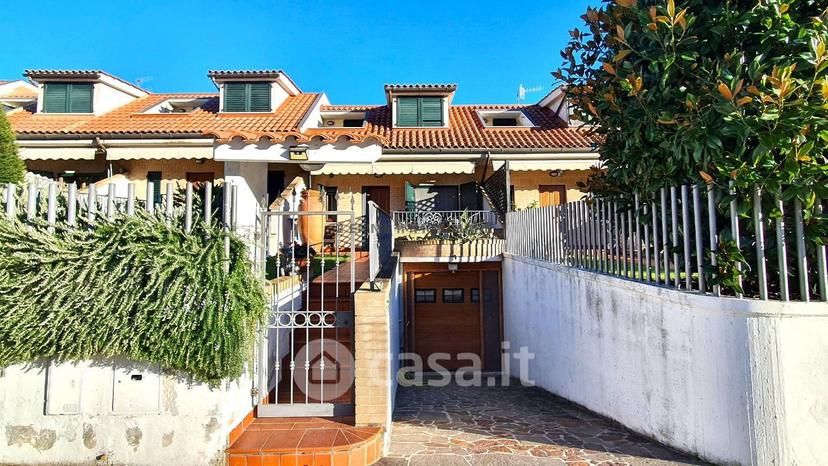 Villa in Via delle Begonie — foto 8 di 29
