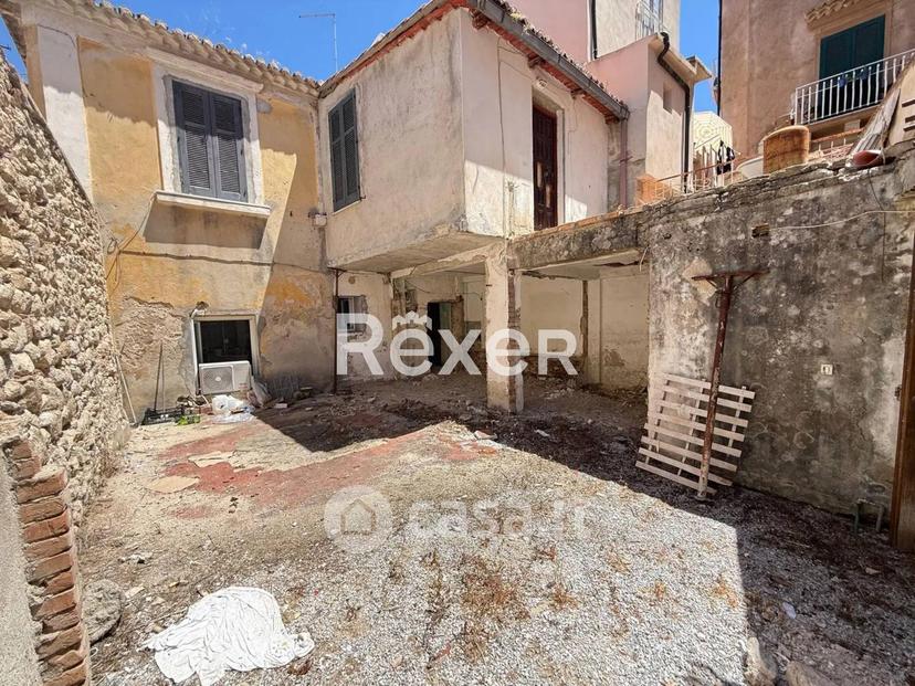 Villa in Via Dardano — foto 4 di 27