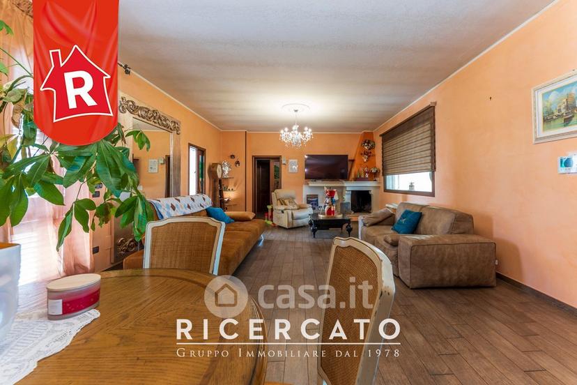 Villa in Sp18 — foto 16 di 106
