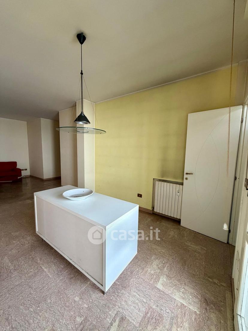 Quadrilocale in Via Sestri Levante — foto 4 di 16