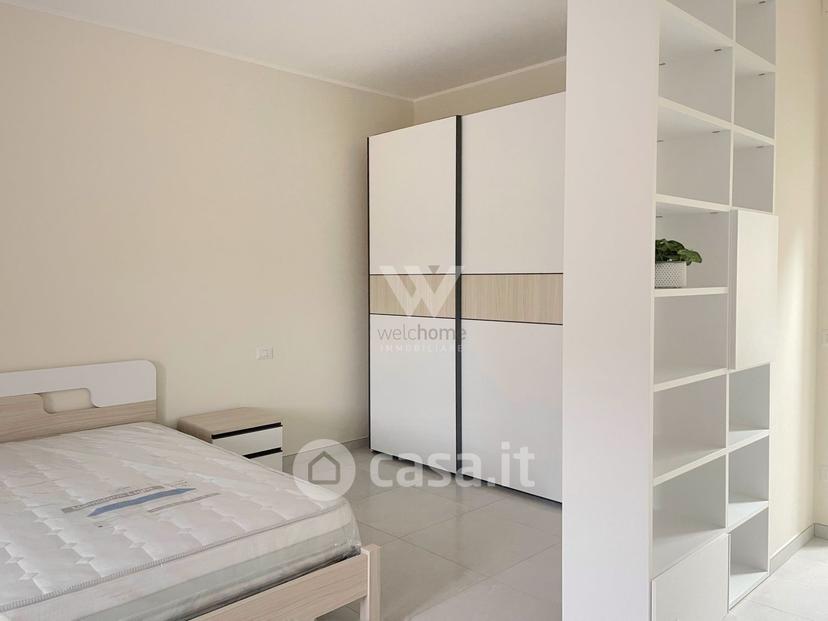Stanza in Corso Giuseppe Mazzini — foto 2 di 15