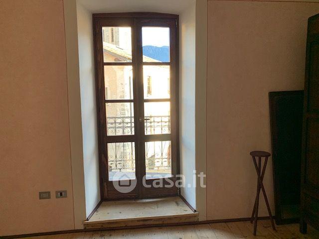 Trilocale in Salita San Silvestro — foto 2 di 23