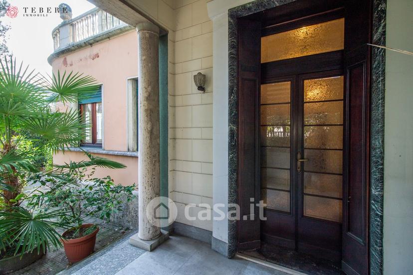 Villa in Corso Leonardo da Vinci 14 — foto 8 di 33