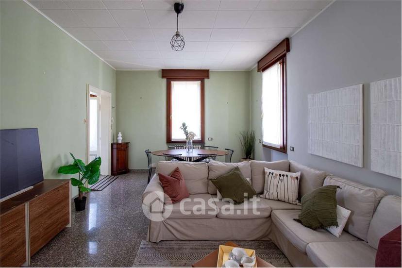 Villa in Via IV Novembre — foto 48 di 60