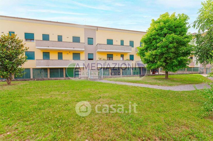 Bilocale in Via Enrico Mattei 1 — foto 16 di 31