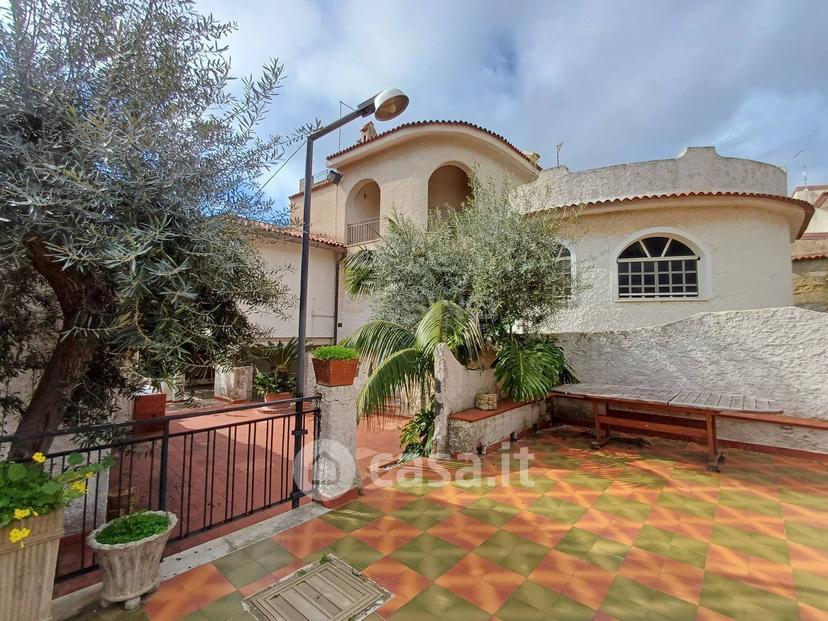 Villa in Via Clio — foto 14 di 39