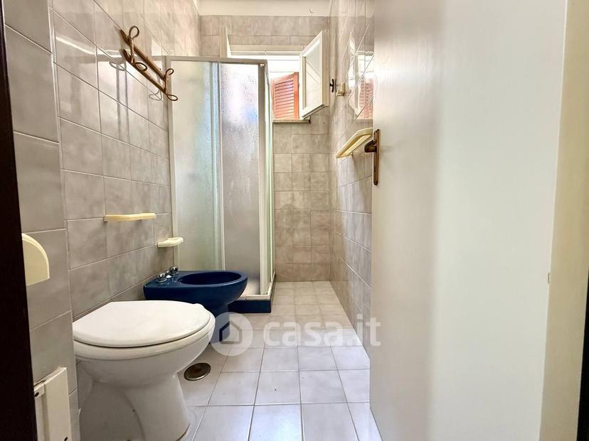 Trilocale in Via Riccione 91 — foto 22 di 34