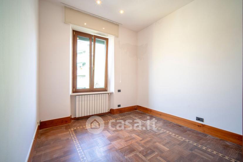 Villa in Via Amerigo Vespucci — foto 18 di 43