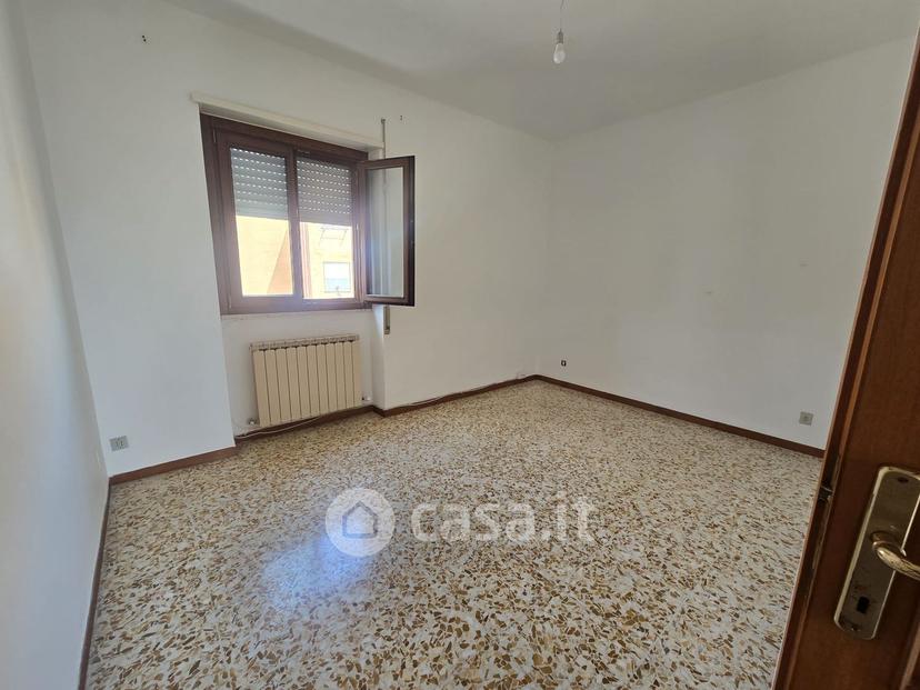 Quadrilocale in Via Fiamme Gialle — foto 17 di 26