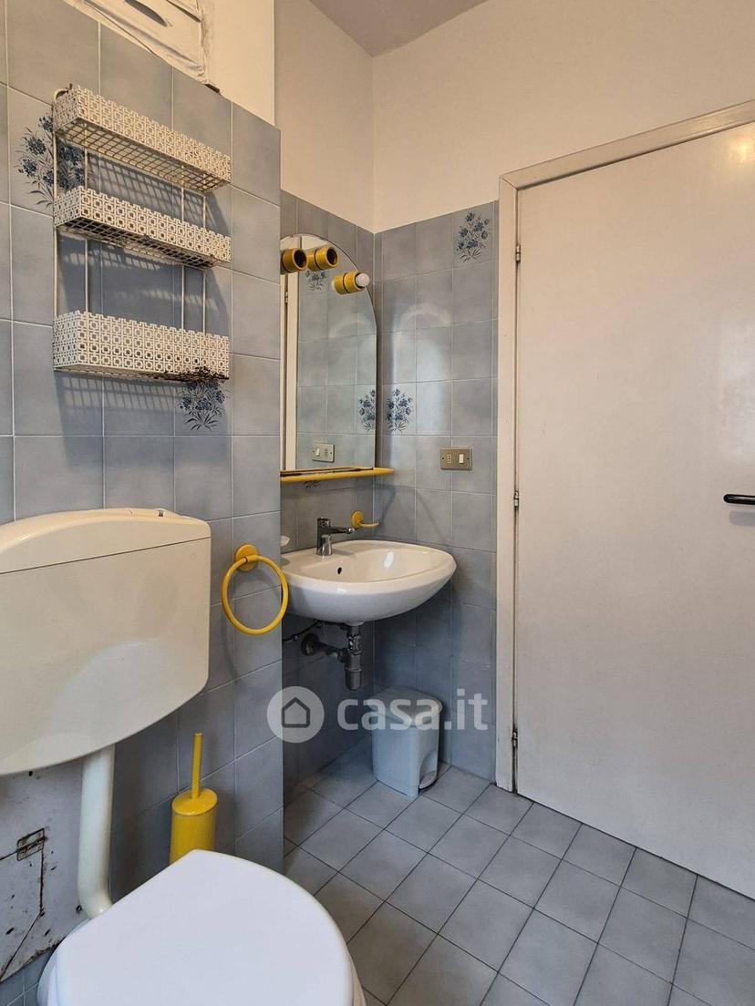 Bilocale in Via Vasco Zappaterra 36 — foto 34 di 40