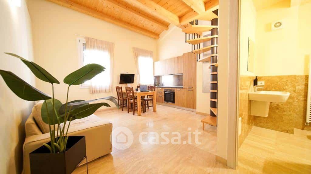 Bilocale in Vicolo Zenari 8