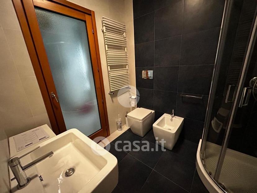 Trilocale in Viale Giacomo Mancini 20 — foto 15 di 23
