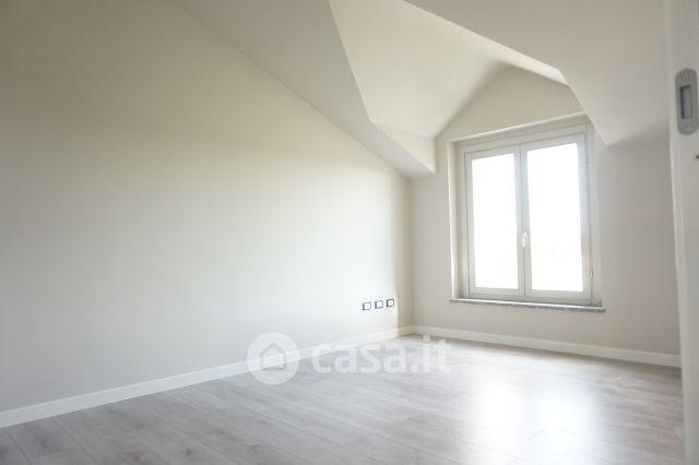 Trilocale in Via Gioacchino Rossini — foto 17 di 47