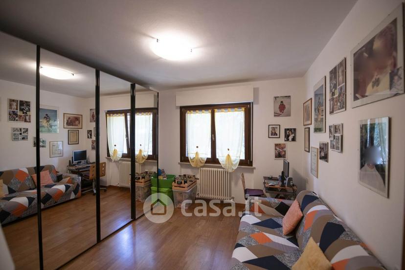 Villa in Via G. Brodolini 49 — foto 13 di 52