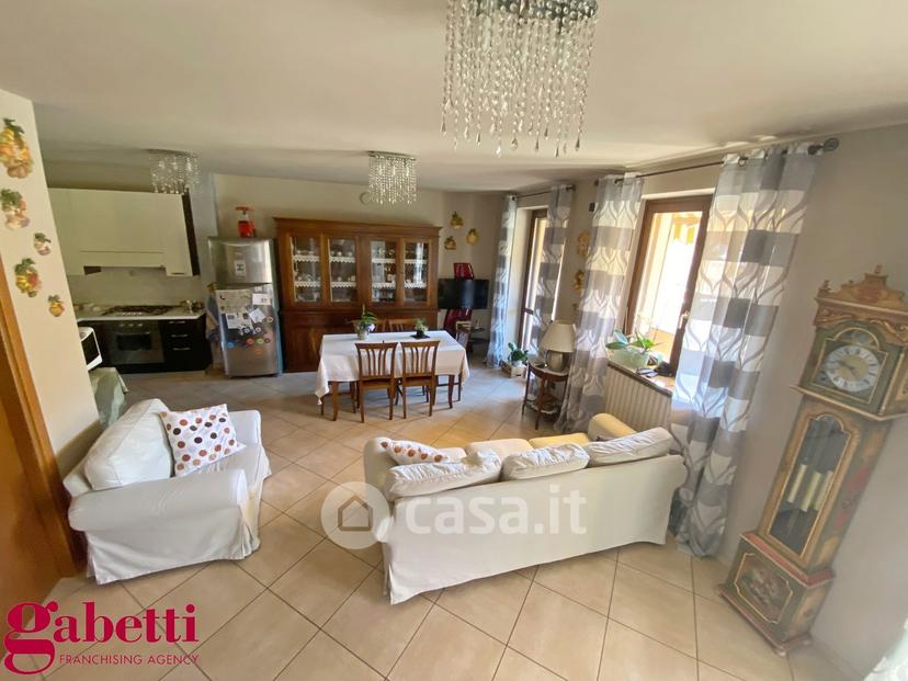Appartamento in Strada Crivallo