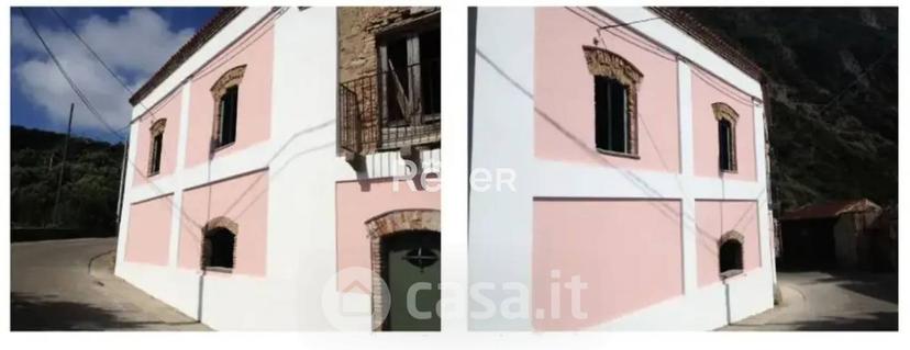 Villa in Via Marinella — foto 9 di 14