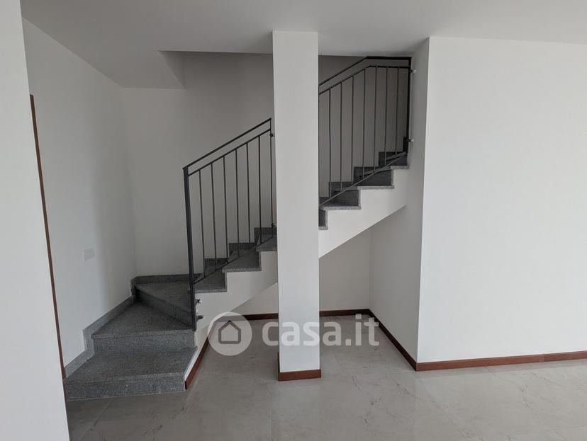 Trilocale in Via Badia 21 — foto 10 di 18