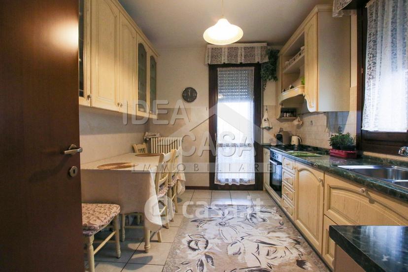 Quadrilocale in Via Celso Gherardi 10 — foto 6 di 18