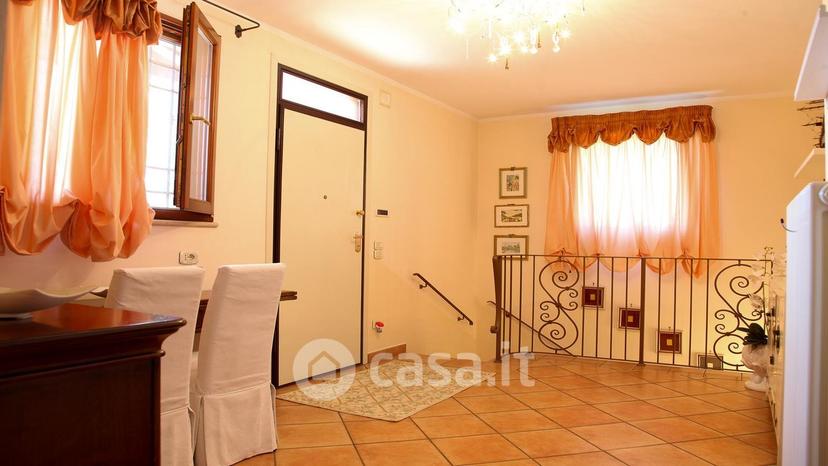 Villa in Via Pisa 23 — foto 14 di 32