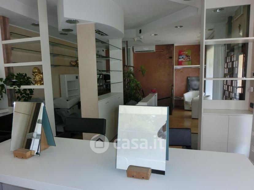 Quadrilocale in Via delle Vecchie Scuderie 59 — foto 44 di 44