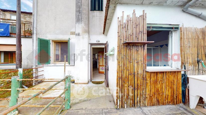 Appartamento in Via della Rocca 7 — foto 4 di 33