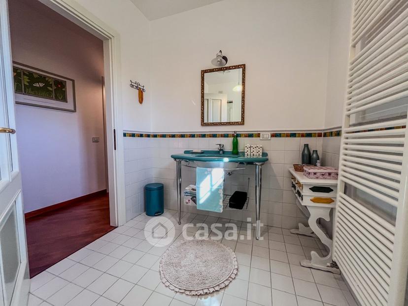 Villa in Via Goito — foto 37 di 42
