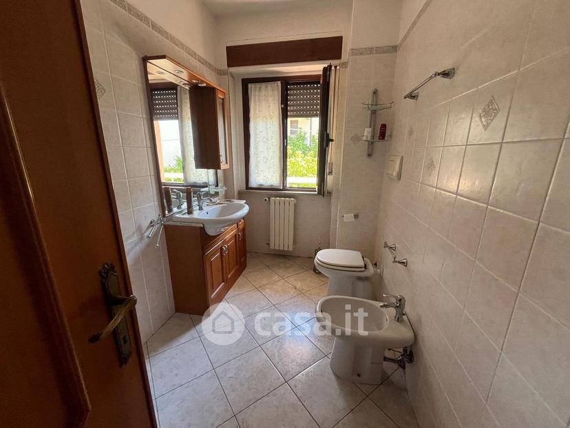 Quadrilocale in Via Velio Spano 22 — foto 4 di 26