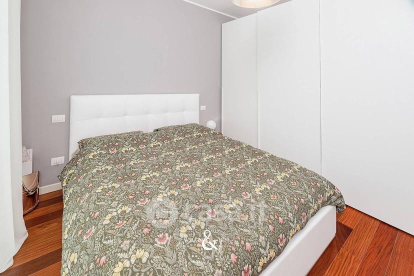Trilocale in Via Lecco 190 — foto 14 di 32