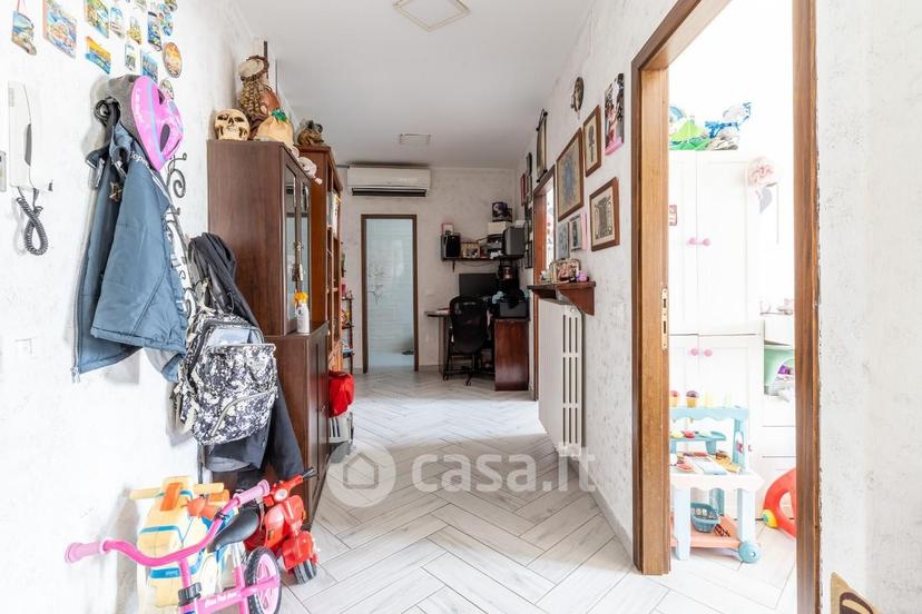 Trilocale in Via II Giugno