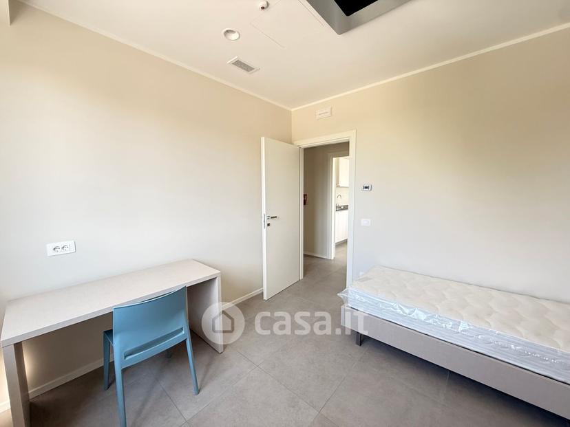 Stanza in Via San Giovanni Bosco — foto 2 di 9