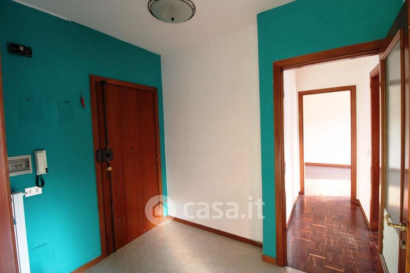 Trilocale in Via Friuli 100 — foto 21 di 35