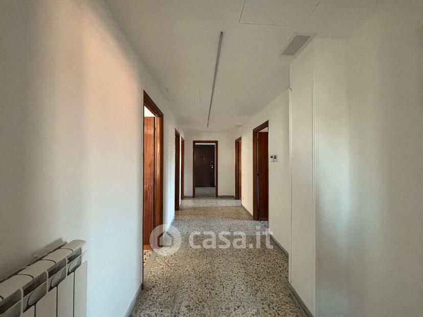 Stanza in Via Torre San Biele — foto 21 di 38