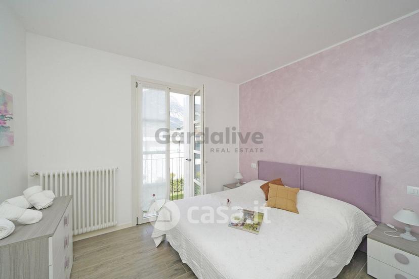 Bilocale in Viale Ugo Foscolo 136 — foto 6 di 23
