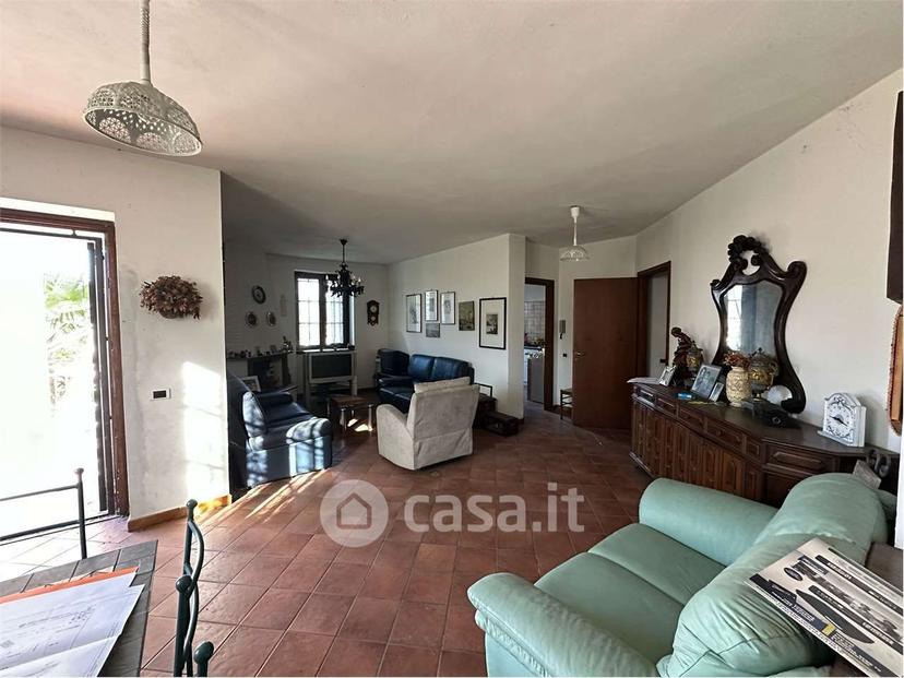 Villa in Via della Vigna 32 — foto 9 di 25