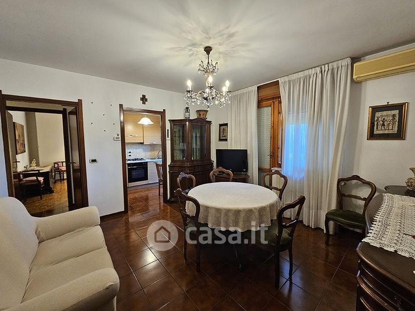 Quadrilocale in Via Volta — foto 13 di 18
