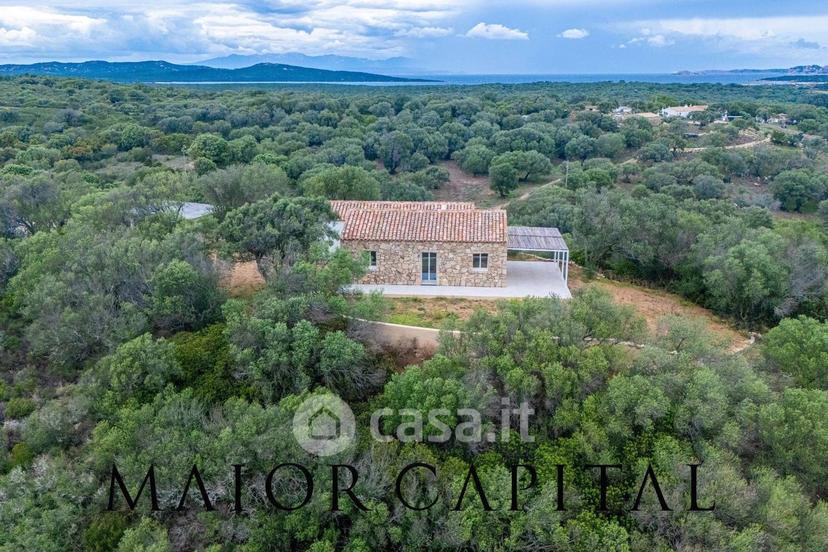 Villa in Località Stazzu Pulcheddu — foto 12 di 47