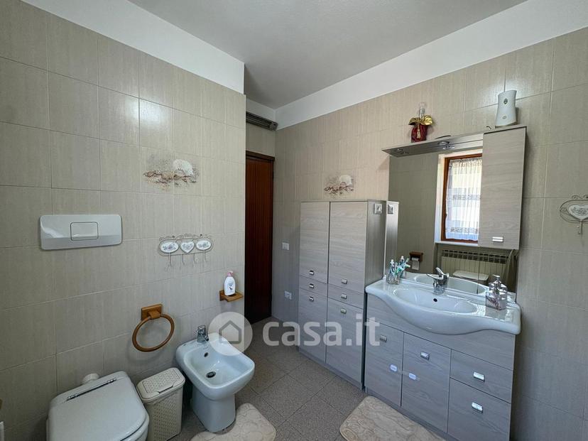 Appartamento in Vicolo della Torre 10 — foto 17 di 75