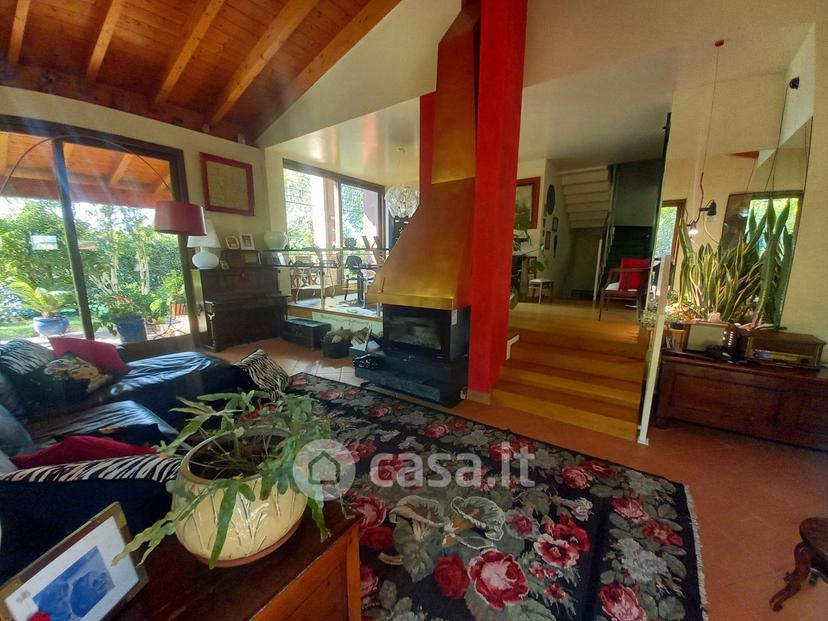 Villa in Via Papa Giovanni Paolo II 15 — foto 40 di 104