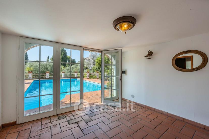 Villa in Via XXV Aprile 10 — foto 6 di 21