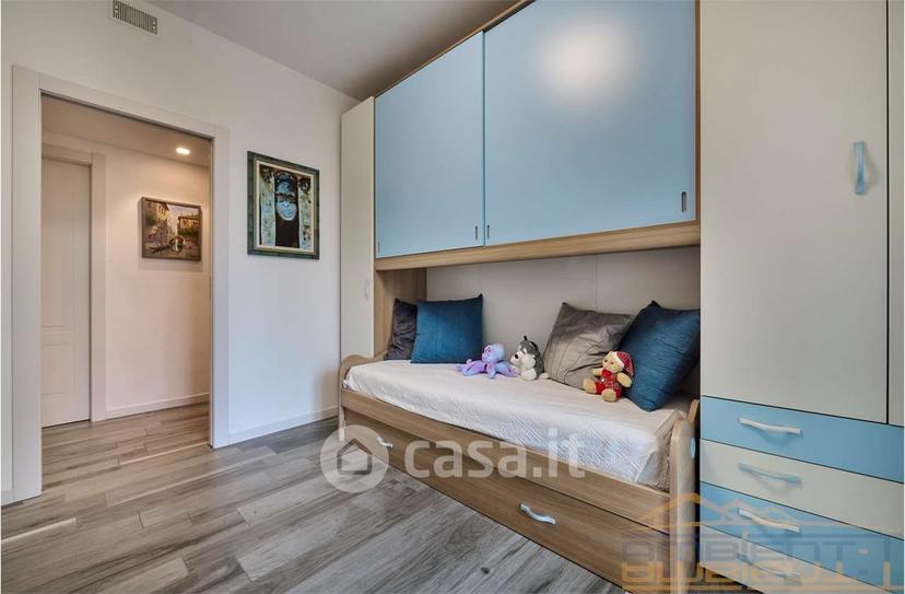 Quadrilocale in Via Don Luigi Sturzo — foto 30 di 34