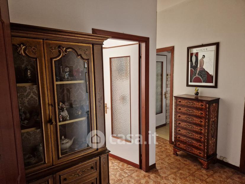 Trilocale in Via Piave 162 — foto 10 di 18
