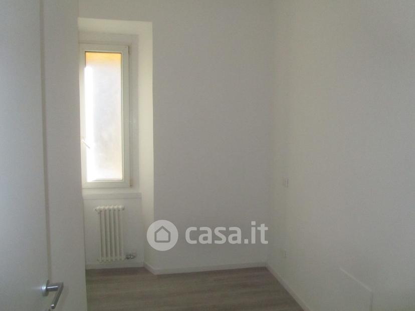 Trilocale in Via Monte Nero 26 — foto 22 di 29