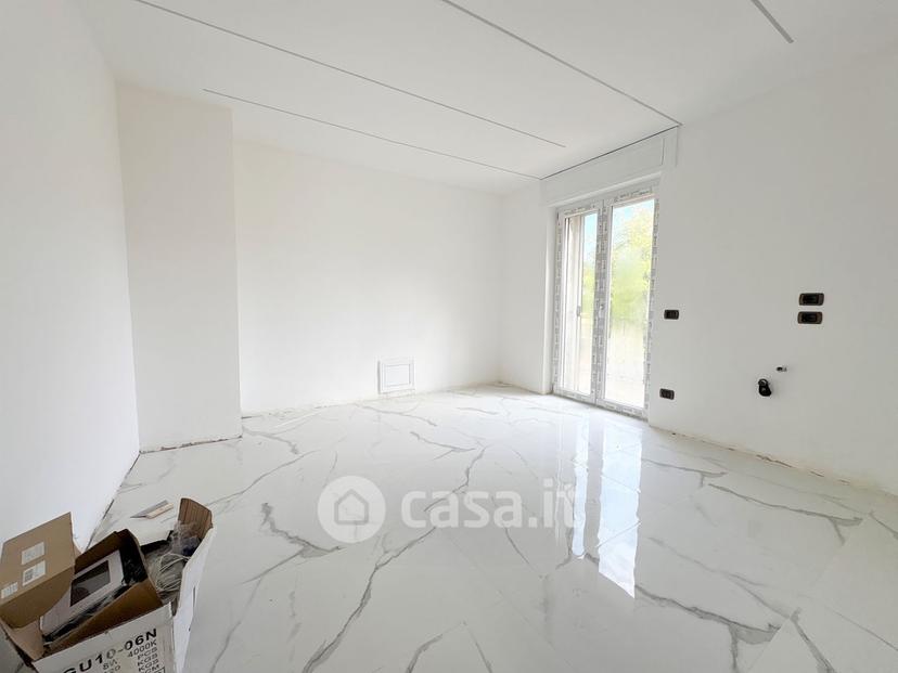 Villa in Via Madre Teresa di Calcutta — foto 22 di 27