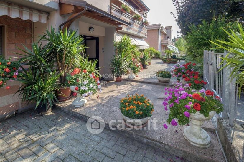 Bilocale in Via Tabiano 50