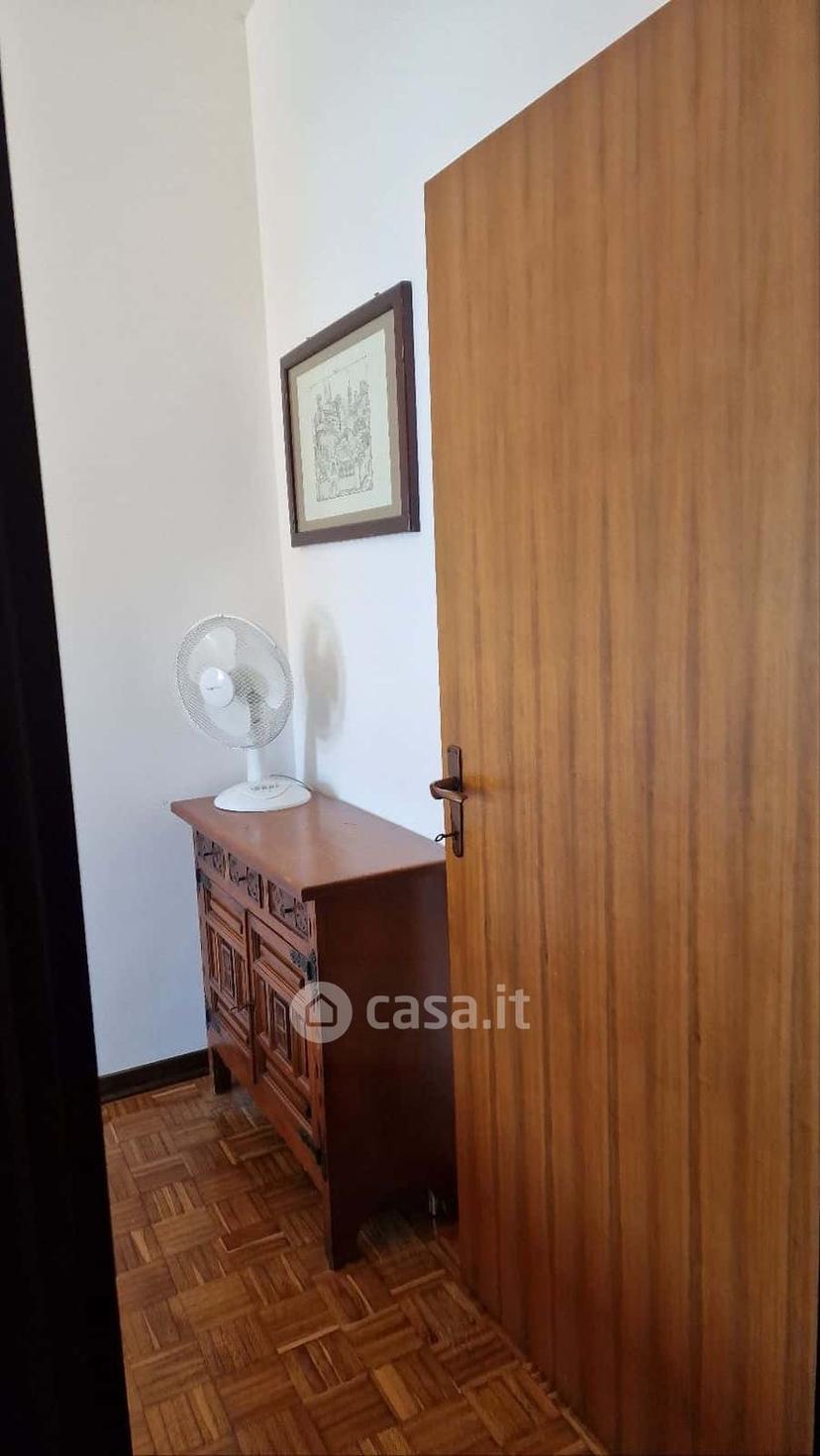 Quadrilocale in Via Libero Benedetti 4 — foto 14 di 31