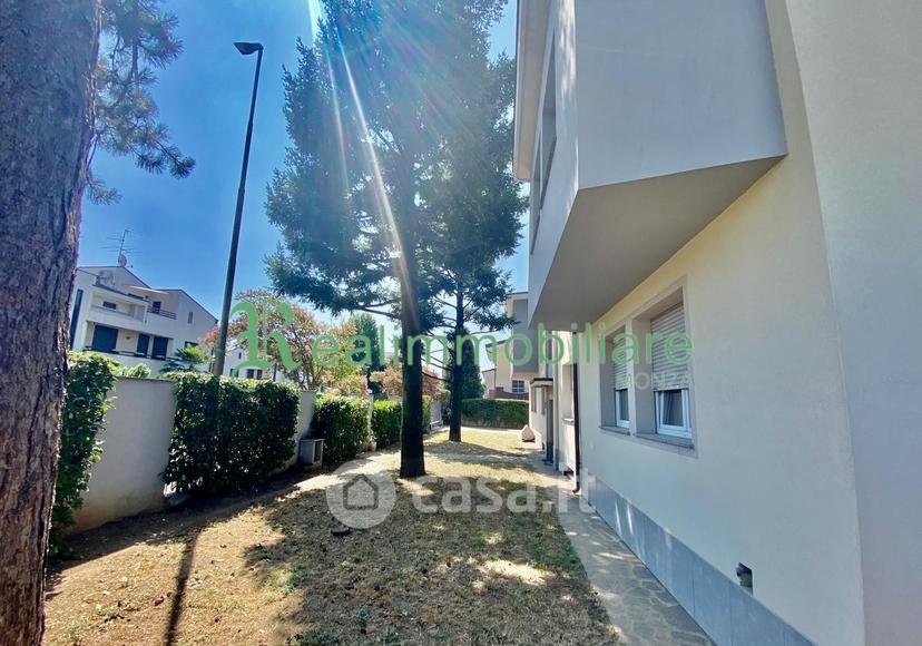 Villa in Via A. Modigliani 9 — foto 3 di 9