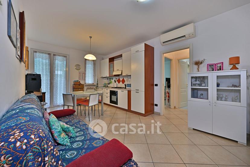 Bilocale in Via Costituzione 19 — foto 16 di 32